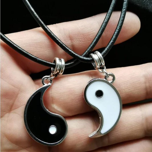 (5 Choices)Couples Paired Pendants Necklace For Couples BFF Tai Chi Yin Yang  Leather Chain White Black Friendship Necklaces Jewelry